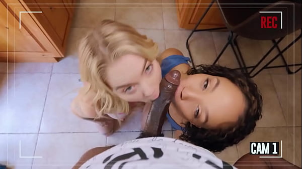 MOFOS – Alyssa Kent Can’t Contain Her Hornyness So She Starts Masturbating And Making Herself Orgasm Hard