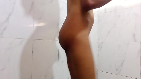 teen girl wants hard fuck again while bathing