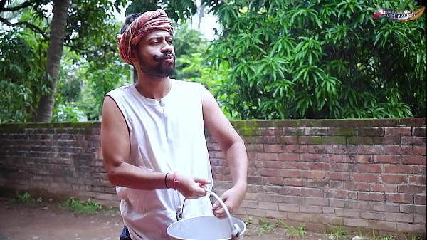 milkman antim harcore fuck with arshi Bhabhi when she was alone at home full movie ( hindi audio )