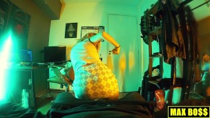 Dance and Massage with Brazilian Babe – Max Boss